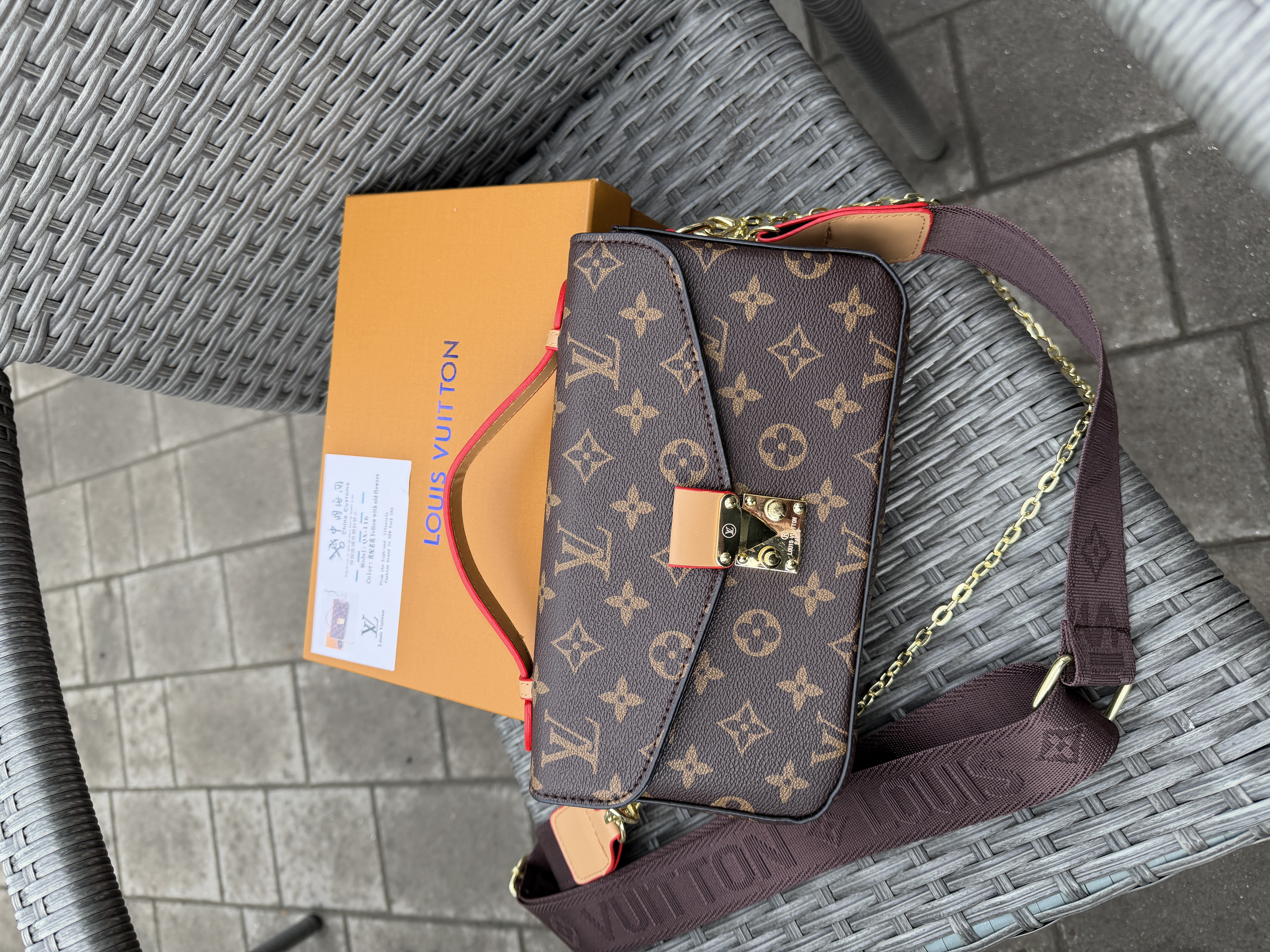 Сумка " LV " в коробці — фото 2