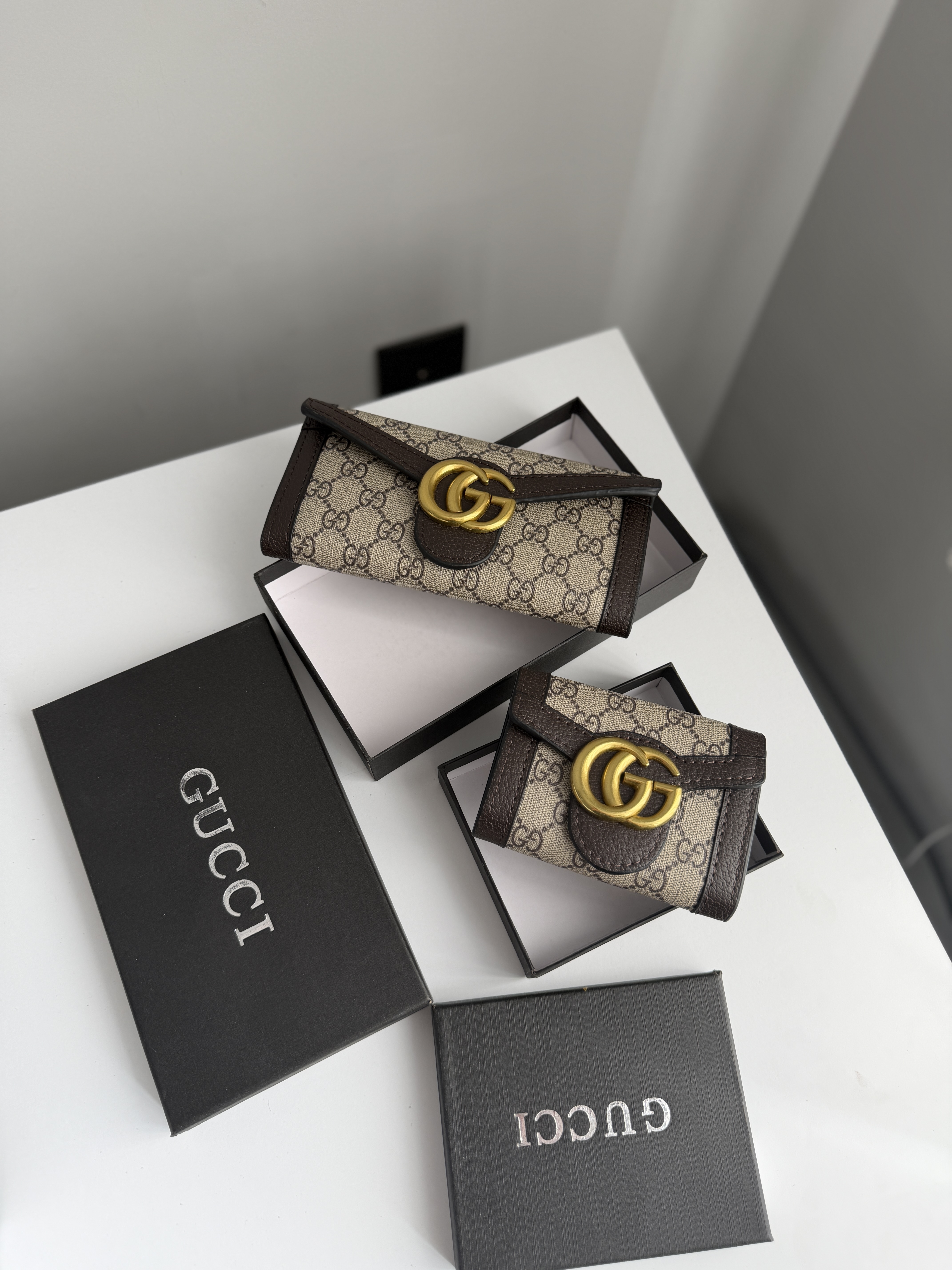 Гаманець " Gucci " з коробкою