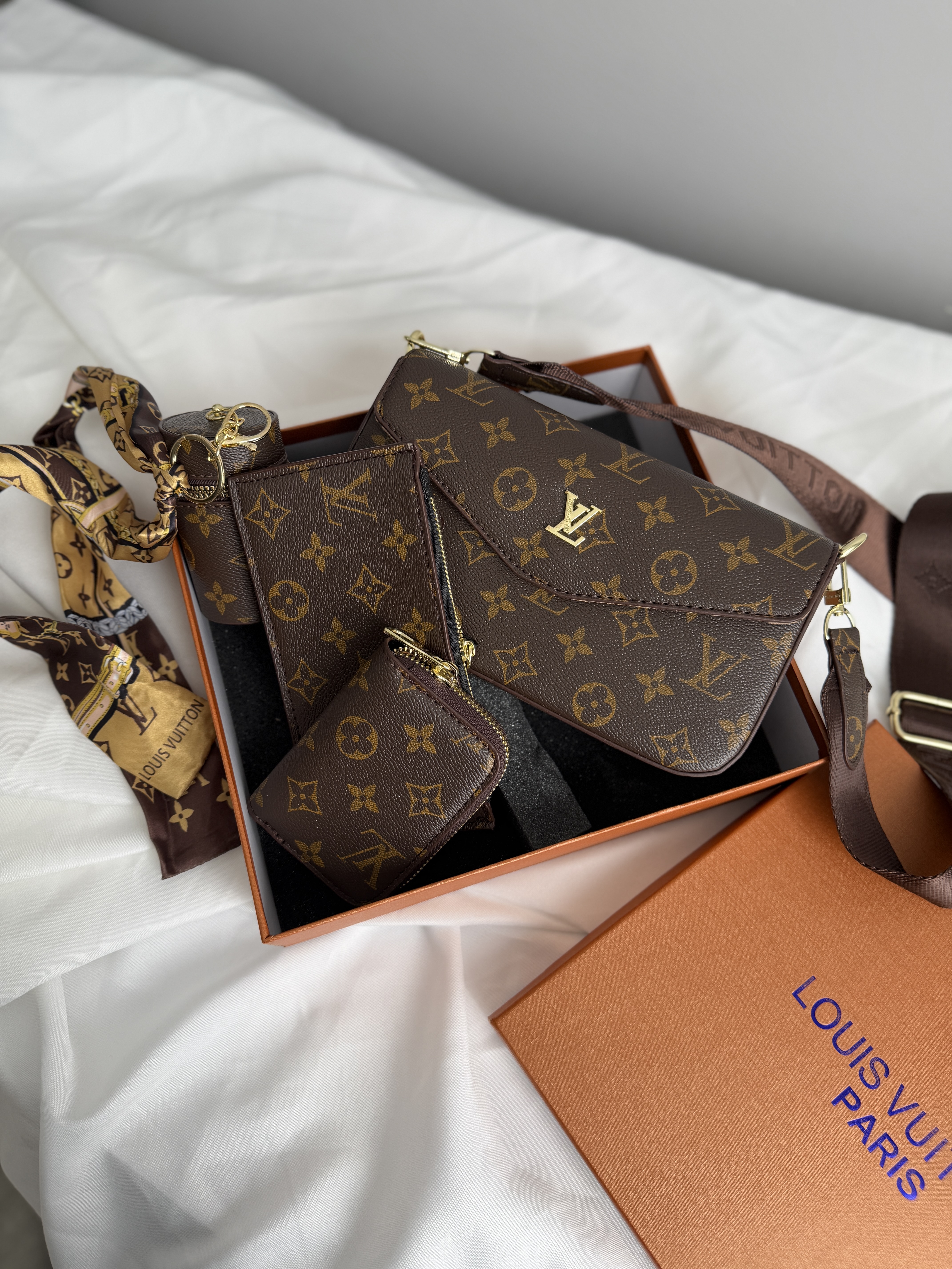 Сумка " LV " 4 в 1