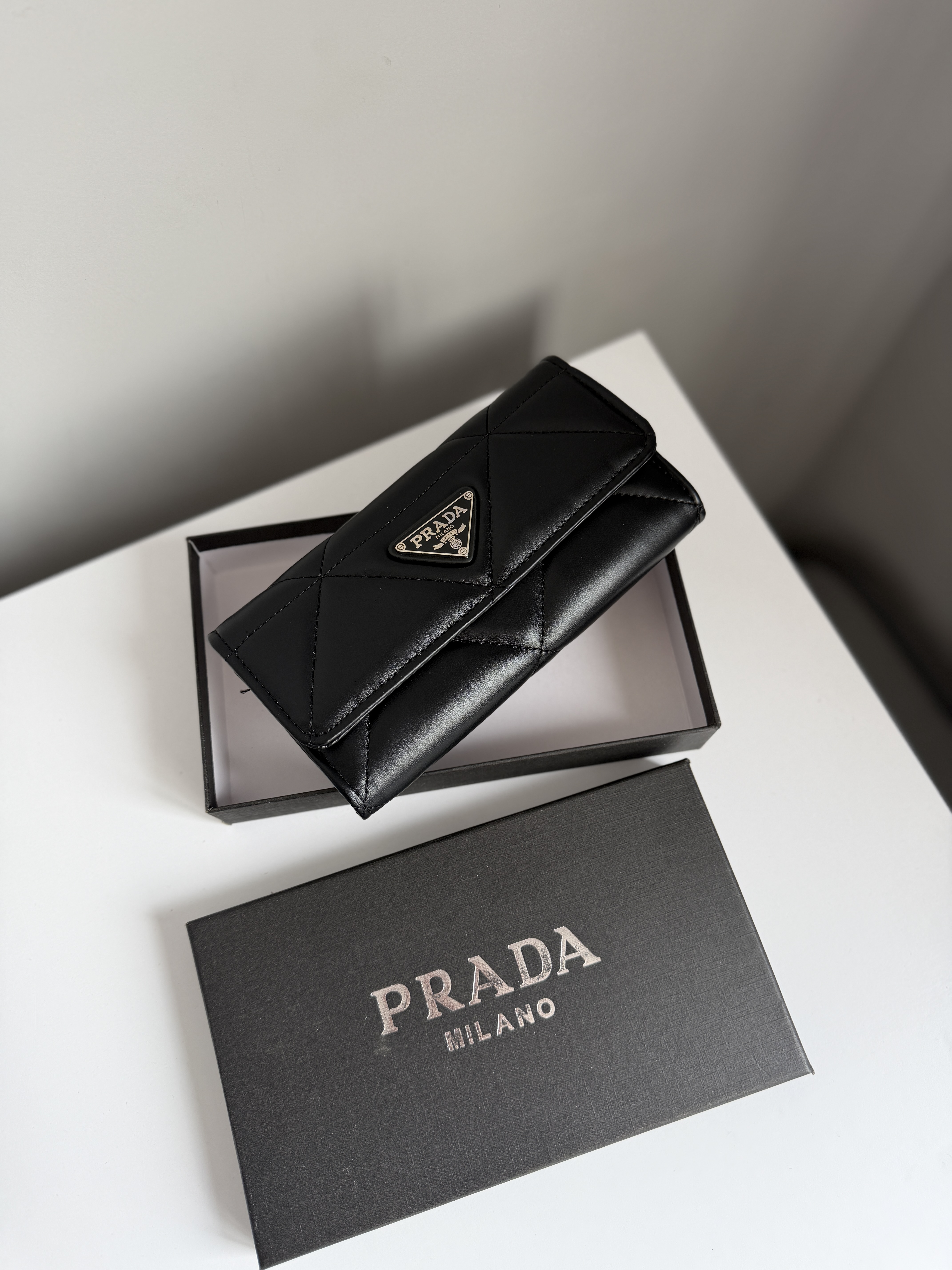 Гаманець " Prada " з коробкою — фото 2