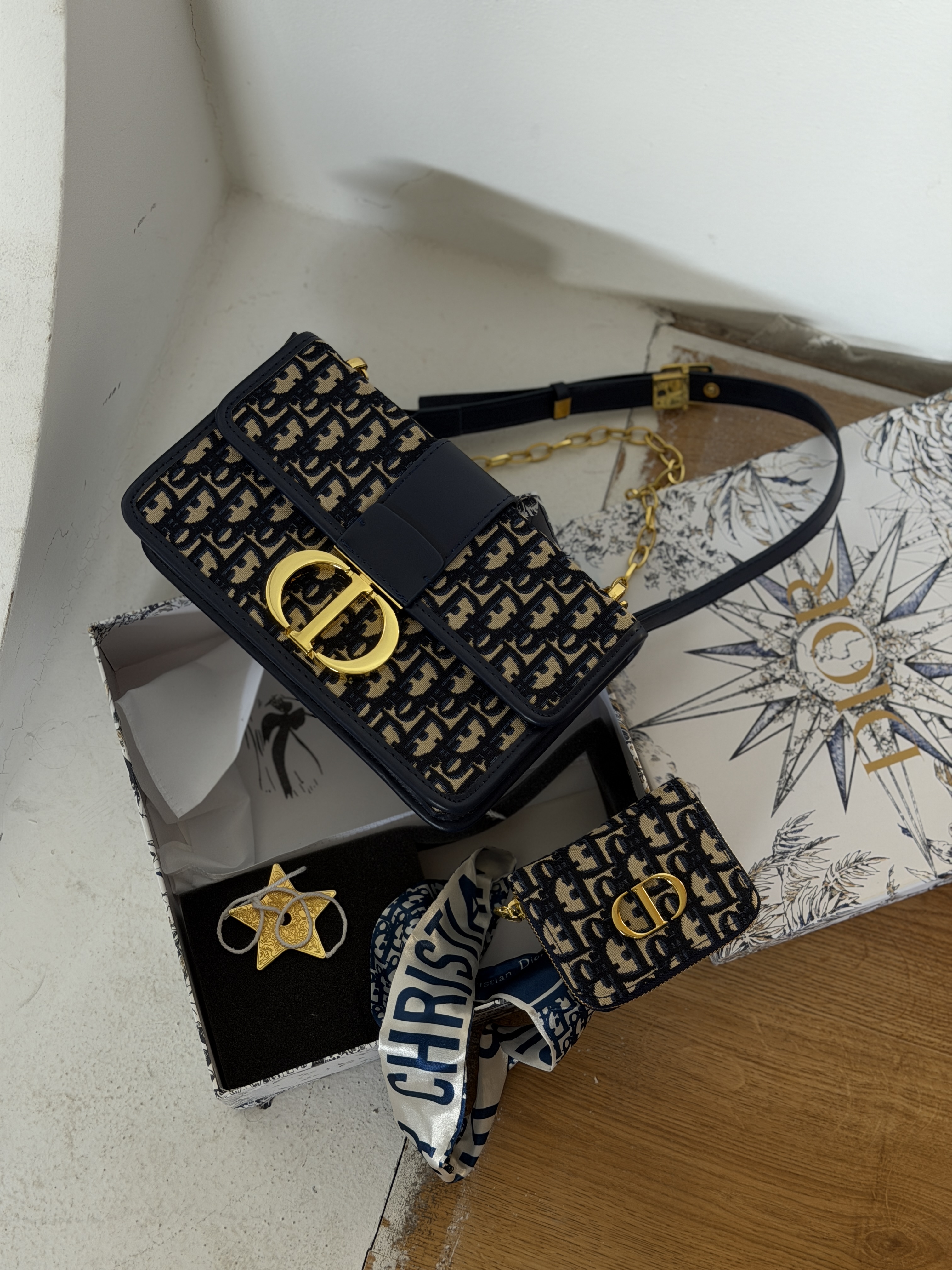 Сумка " Dior " квадратна з коробкою — фото 7