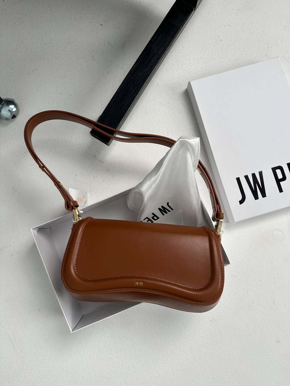 Сумка " Jw pei " з коробкою — фото 11