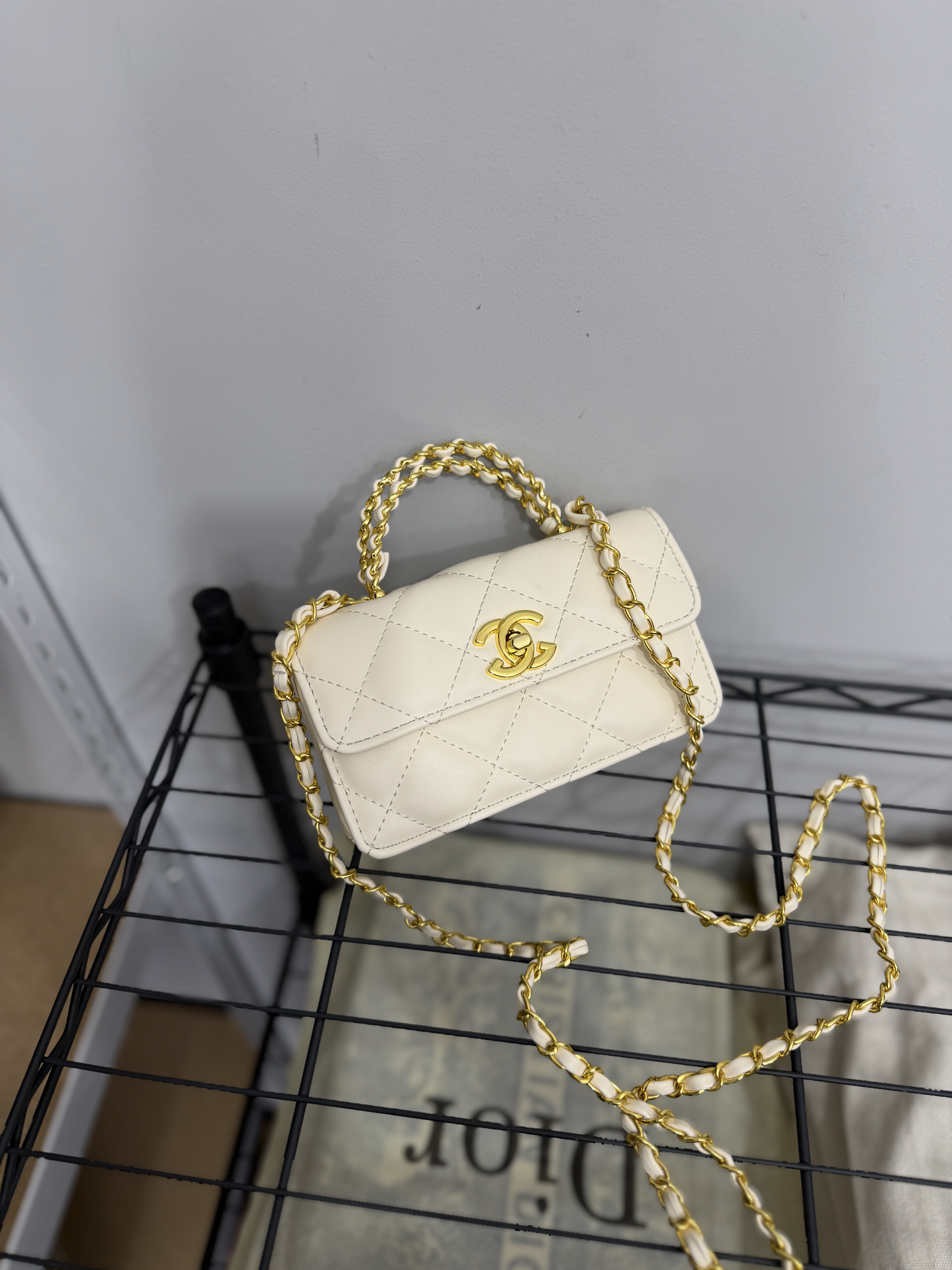 Сумка " Chanel " маленька — фото 2