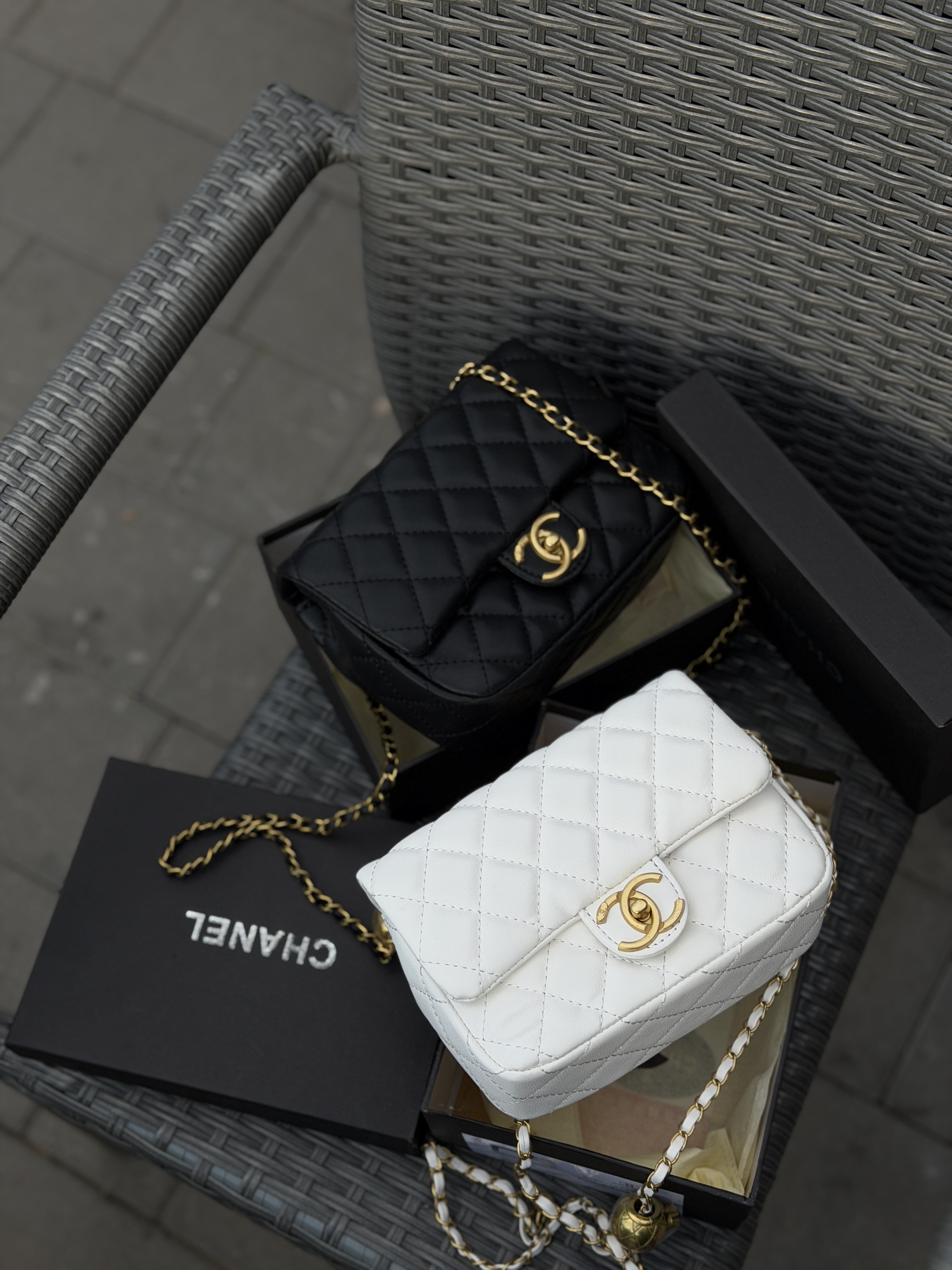 Сумка " Chanel " маленька з коробкою
