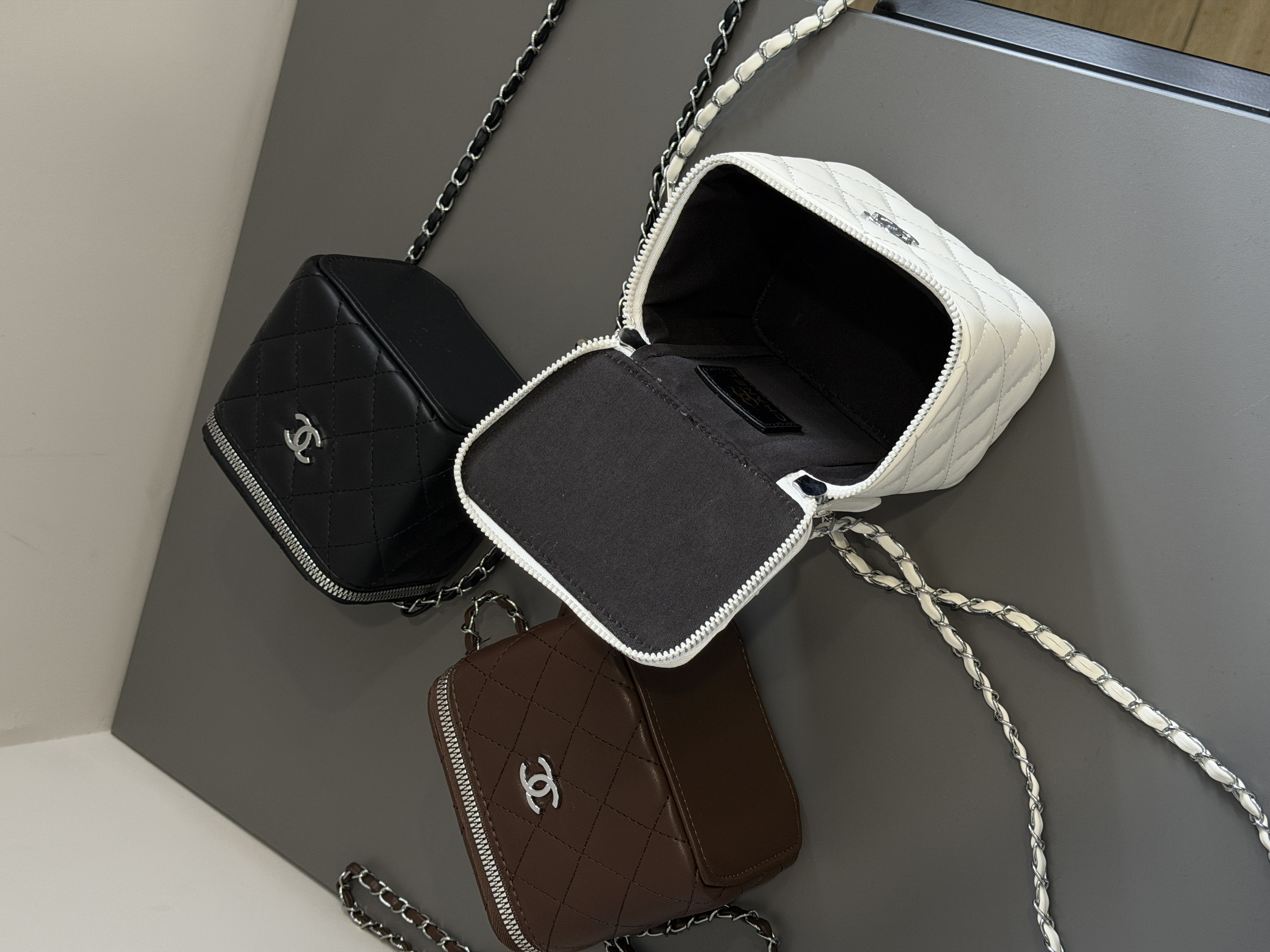Сумка " Chanel " бочонок міні — фото 4