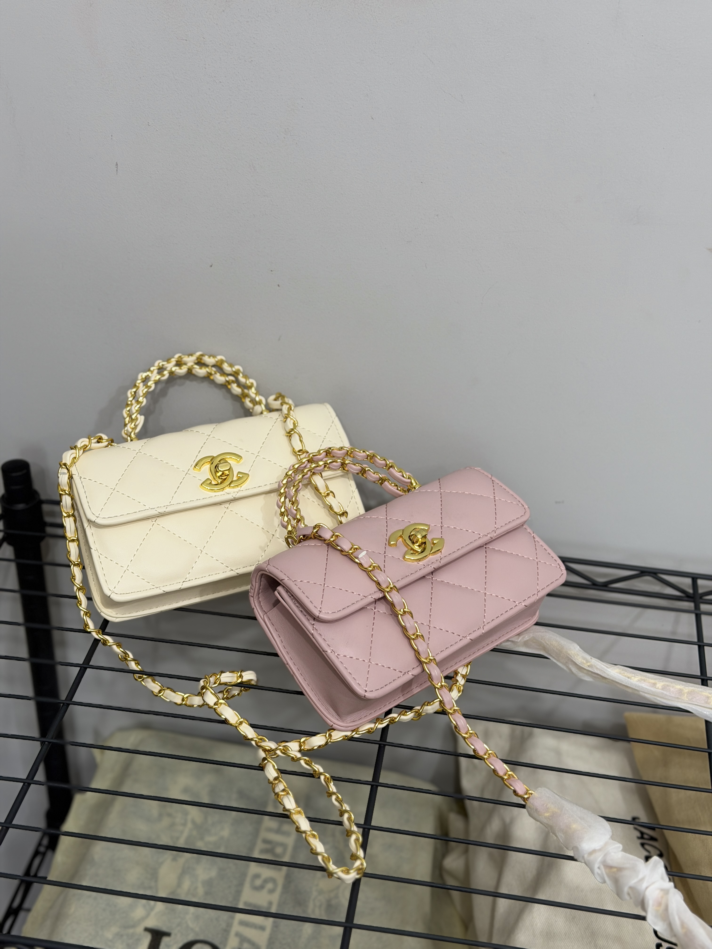 Сумка " Chanel " маленька — фото 4